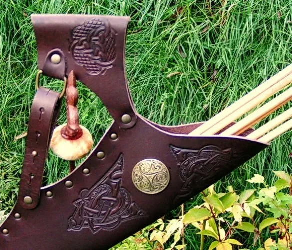 La Bottega di Merlino Faretra in pelle costume medievale nera