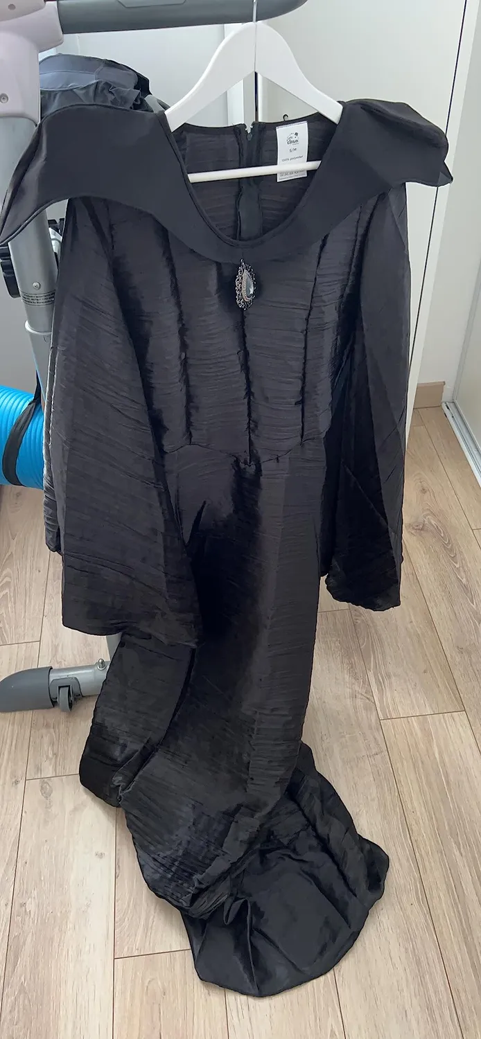 P'tit Clown Regina Malvagia costume adulto nero viola