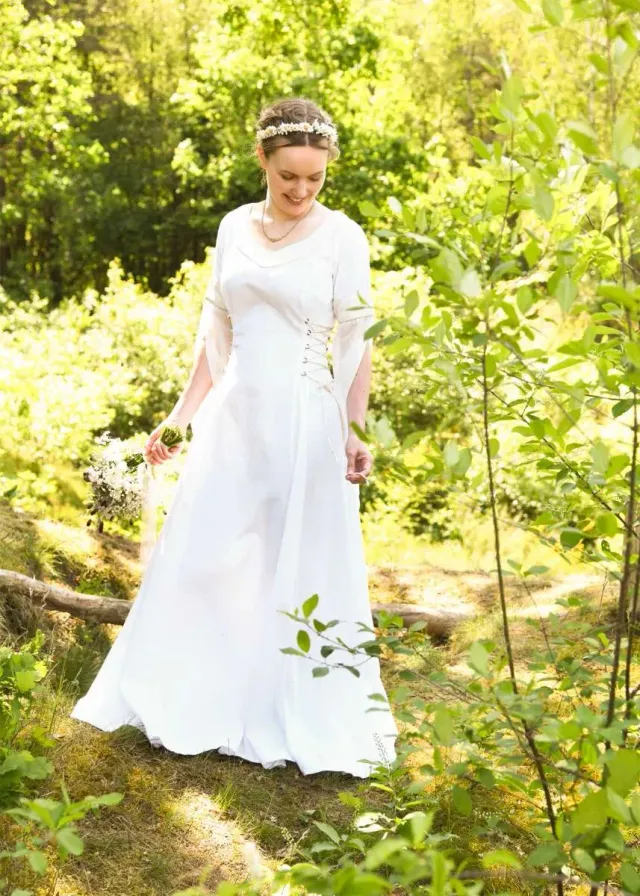 La Bottega di Merlino Abito da sposa con corpetto bianco/naturale cotone