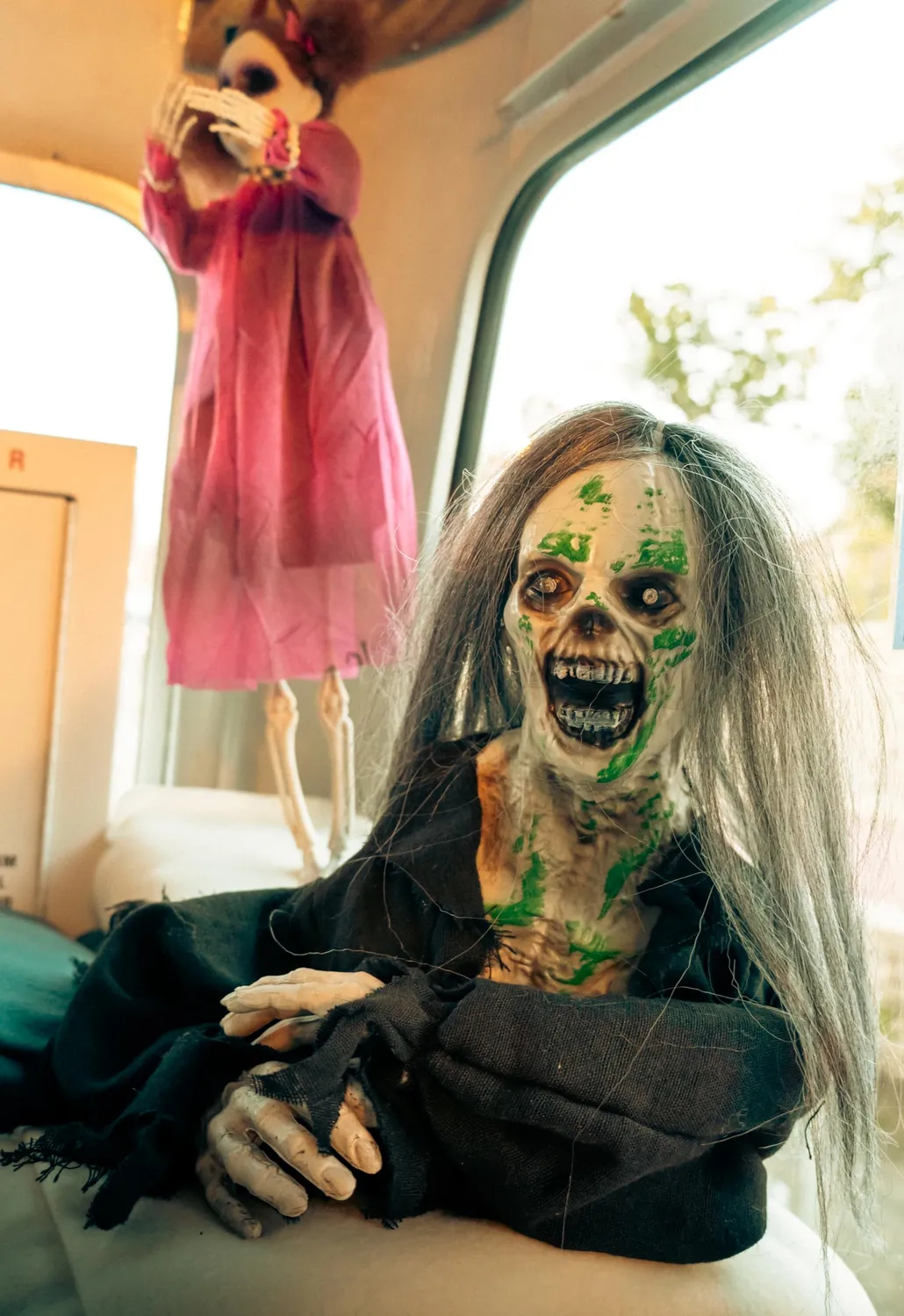 P'tit Clown 24077 zombie animatronic strisciante 35 cm sonoro