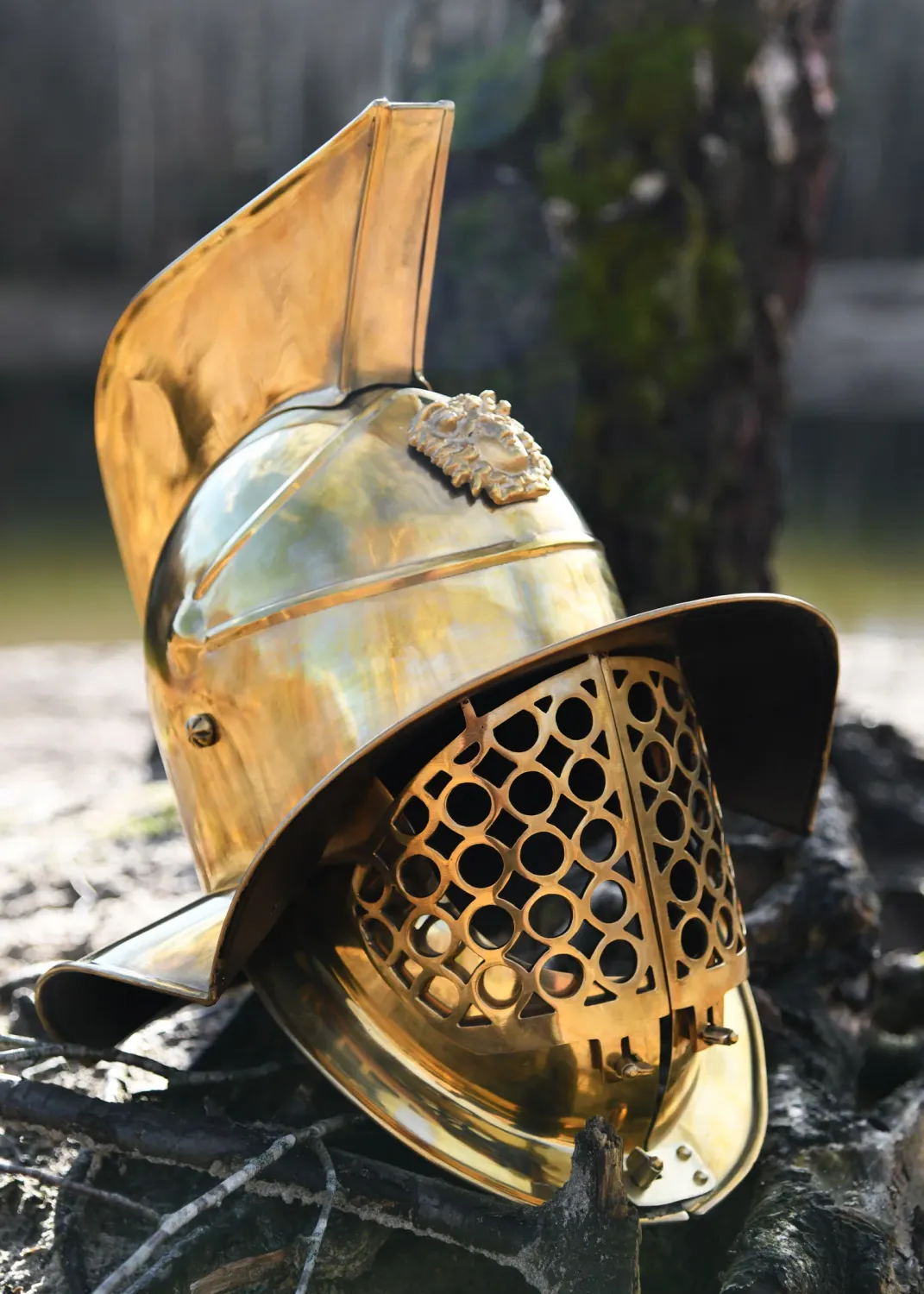 La Bottega di Merlino Pompei elmo gladiatore ottone