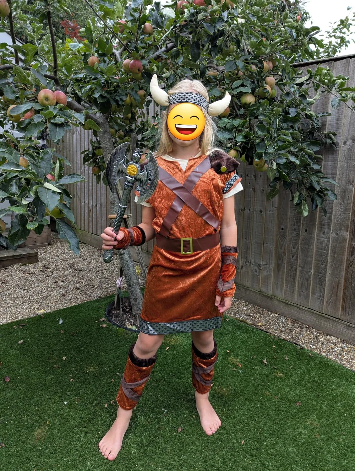 Guirca Guerriero Nordico costume bambina 7-9 anni marrone