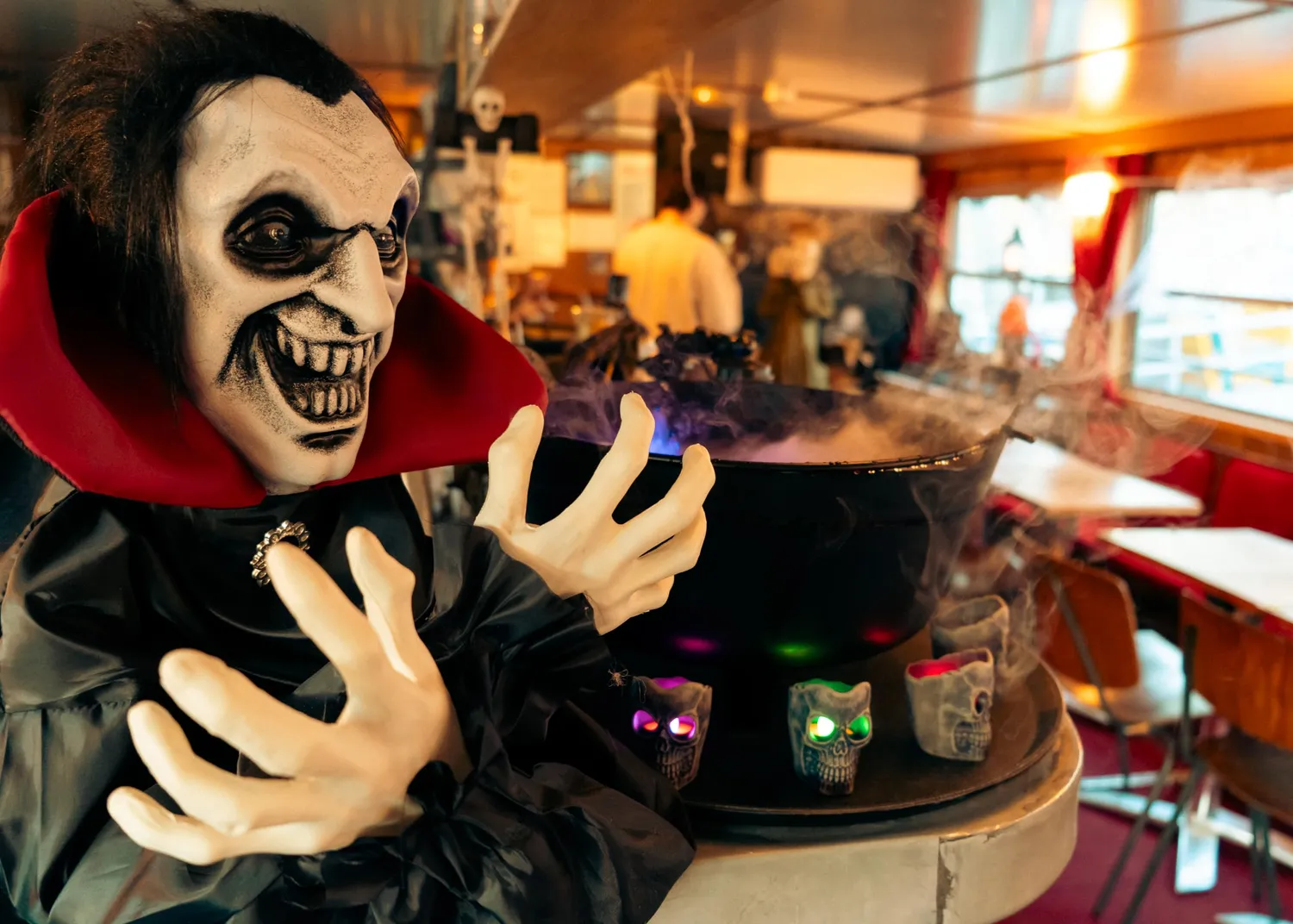 P'tit Clown 24093 vampiro animatronic saltante 40 cm luminoso